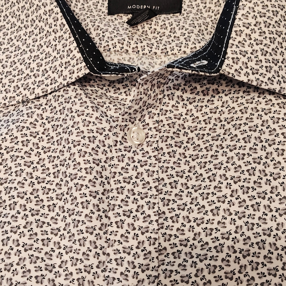 Calabrum London Button Down Shirt Grey/White Patterned. Wrinkle Free. XXL